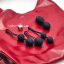 Kegel balls in medical-grade silicone, 3 progressive weights and 1 vibrating ball